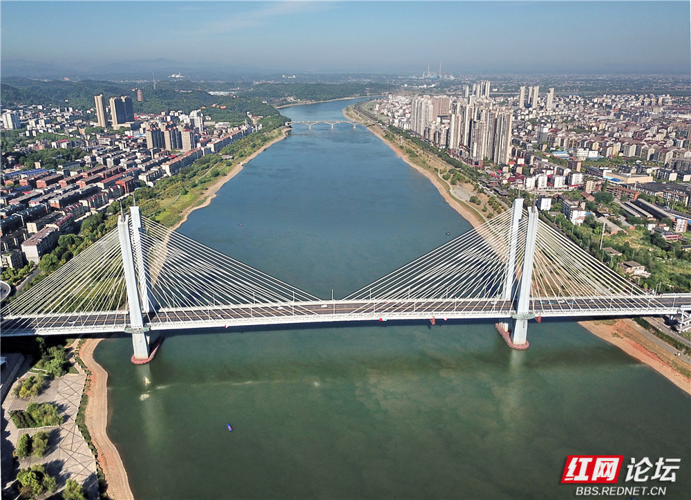 益阳城区资江河段景如画