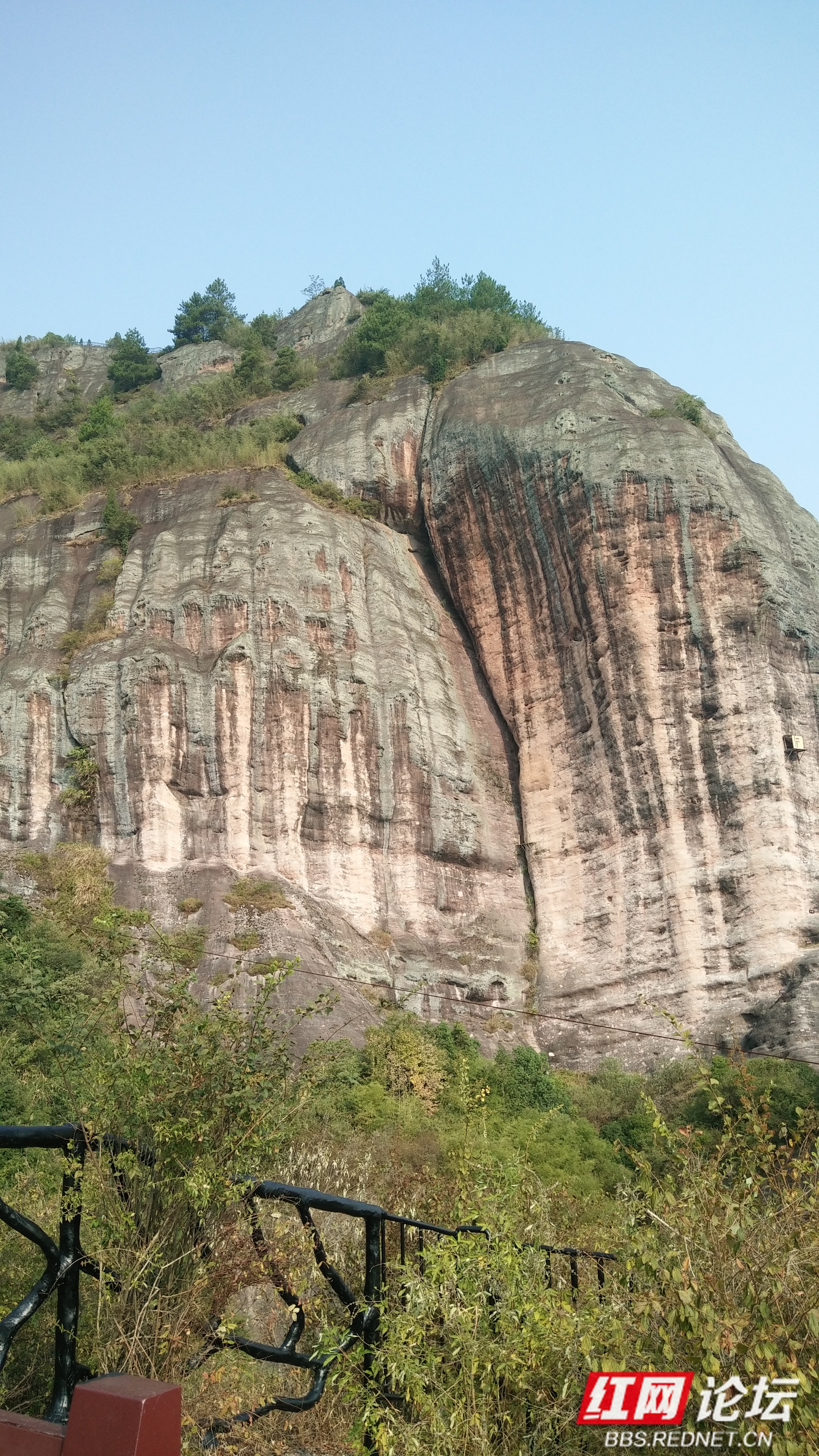 岳阳石牛寨:寨上风光无限,寨下景色诱人,丹霞石美景怪石,奇峰,鬼斧神